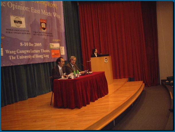 602x451 pixels (104K)